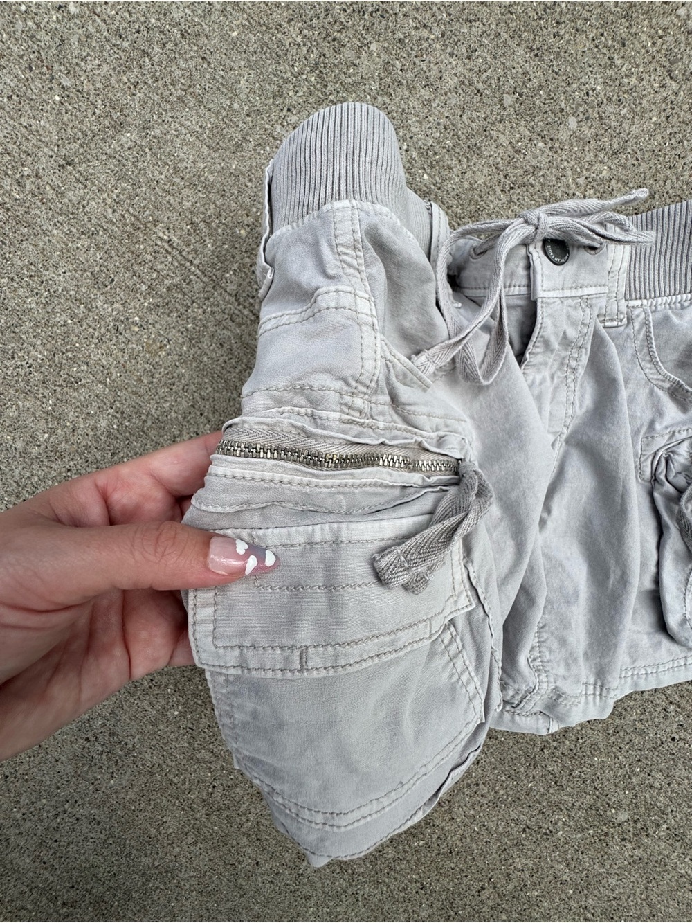 American Eagle Outfitters Light Gray Cargo Mini Skirt - Picture 3 of 7